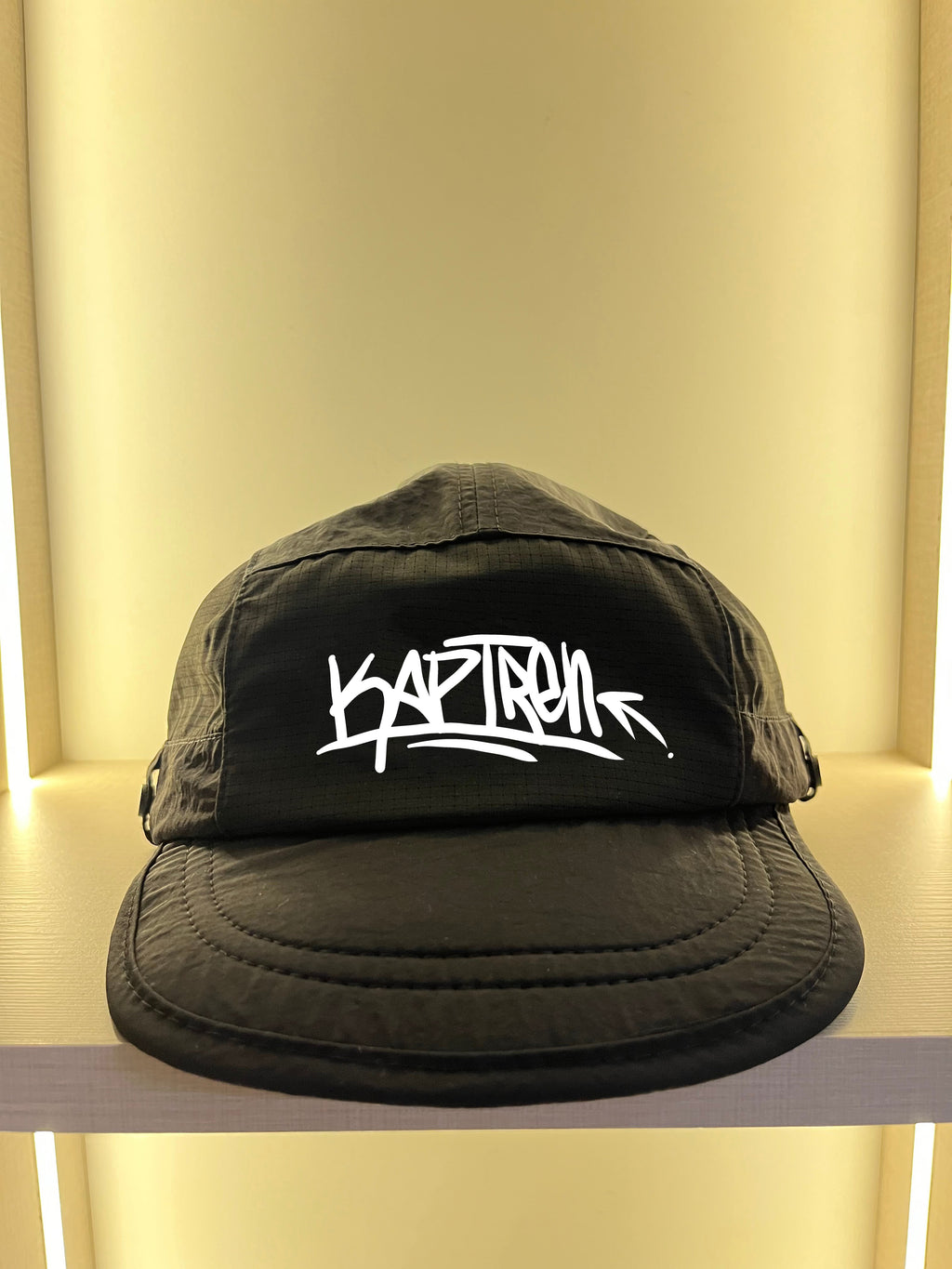 FIVE PANEL