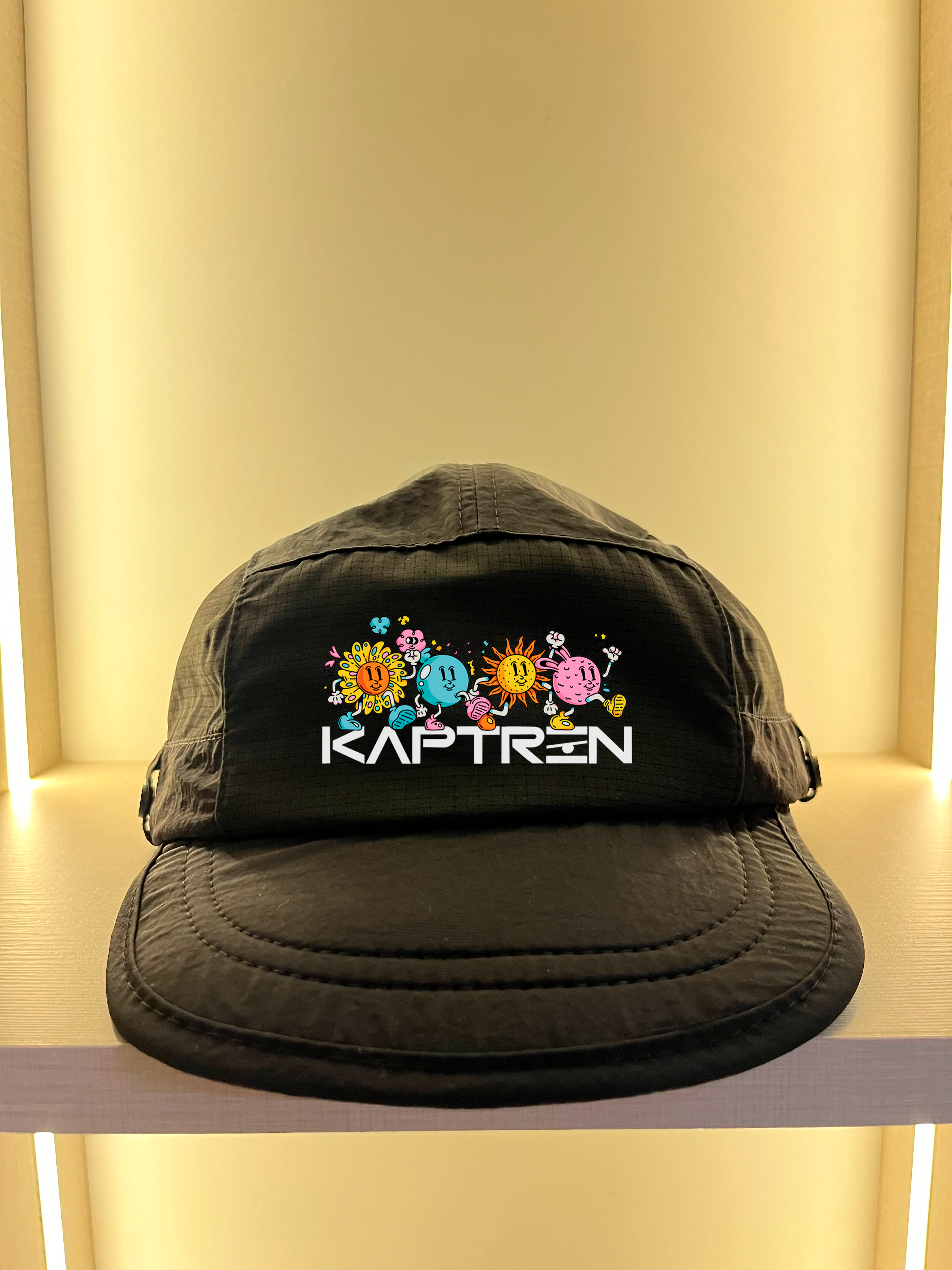 FIVE PANEL