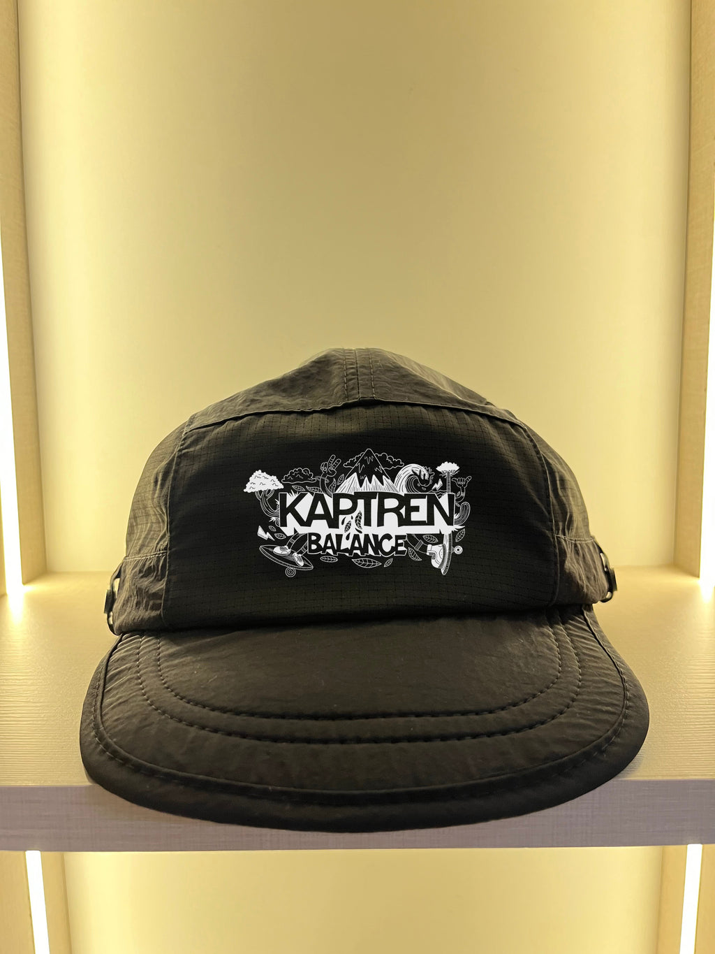 FIVE PANEL